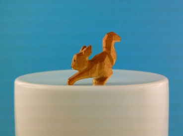 Eichhörnchen 1,5 cm, springend